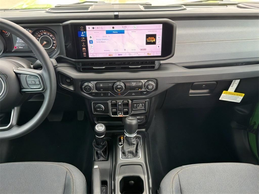 new 2025 Jeep Gladiator car, priced at $39,277