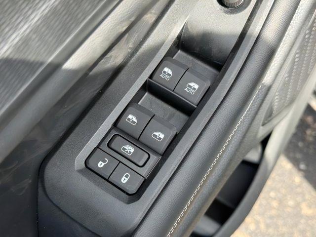 new 2025 Jeep Grand Cherokee L car, priced at $39,467