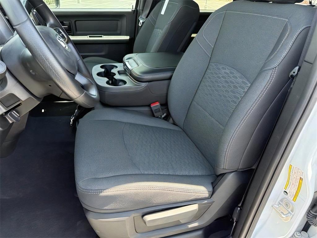 new 2025 Ram 2500 car, priced at $65,587
