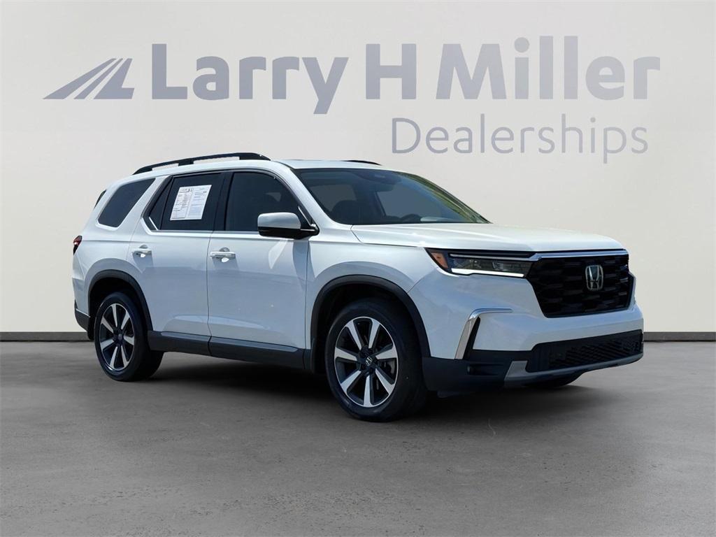 used 2024 Honda Pilot car, priced at $46,000