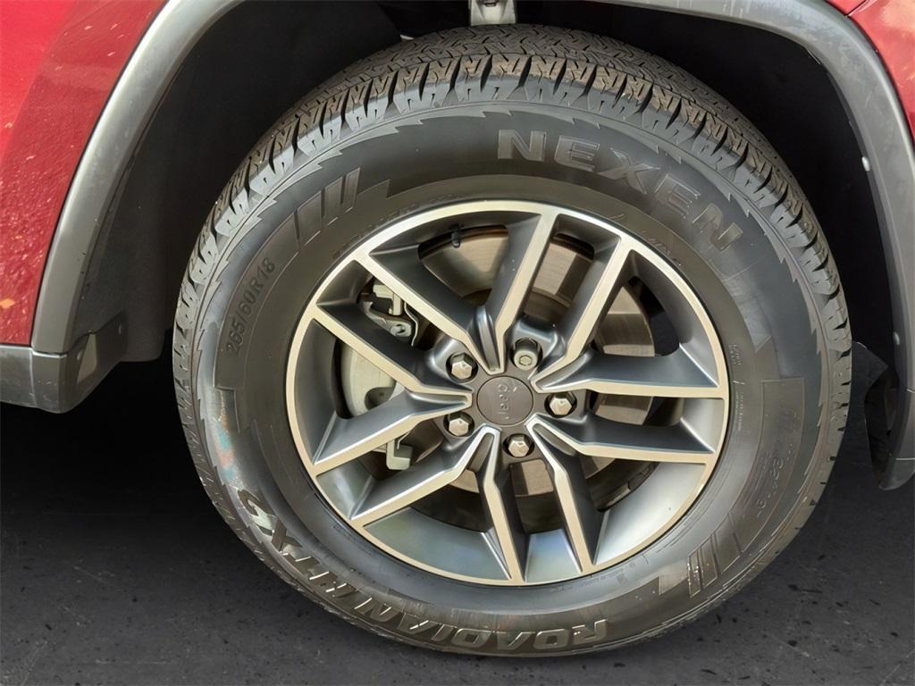 used 2021 Jeep Grand Cherokee car, priced at $22,000