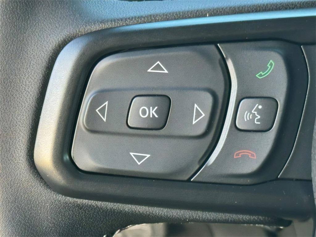 new 2025 Jeep Wrangler car, priced at $68,602