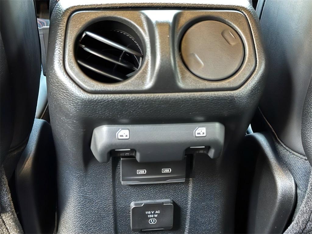 new 2025 Jeep Wrangler car, priced at $68,602