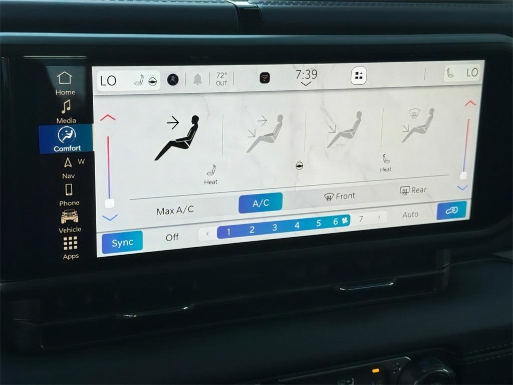 new 2025 Jeep Wrangler car, priced at $68,602