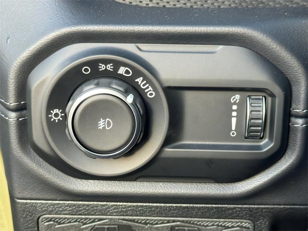new 2025 Jeep Wrangler car, priced at $68,602