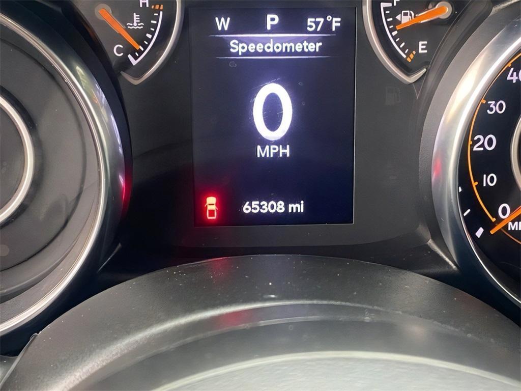 used 2023 Jeep Gladiator car, priced at $28,000