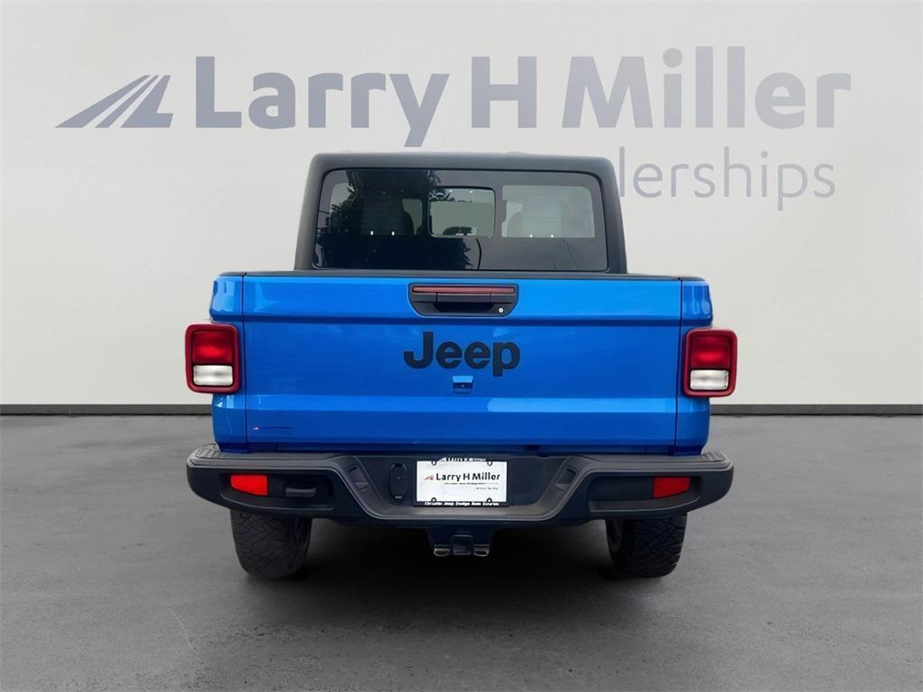 used 2023 Jeep Gladiator car, priced at $28,000