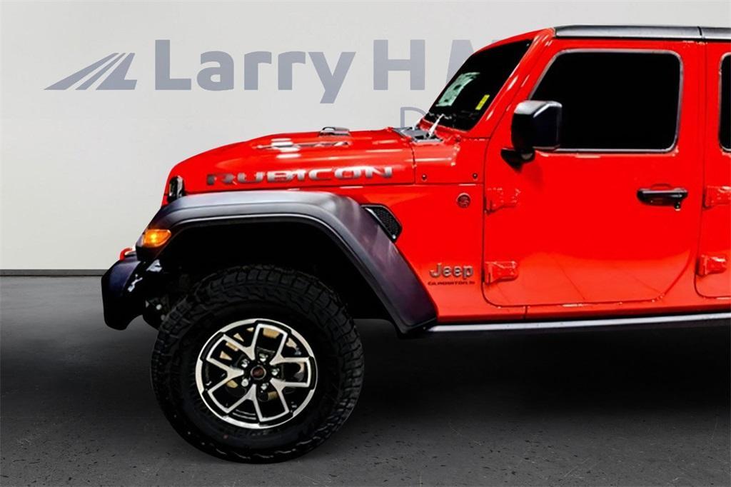 new 2025 Jeep Gladiator car, priced at $52,827