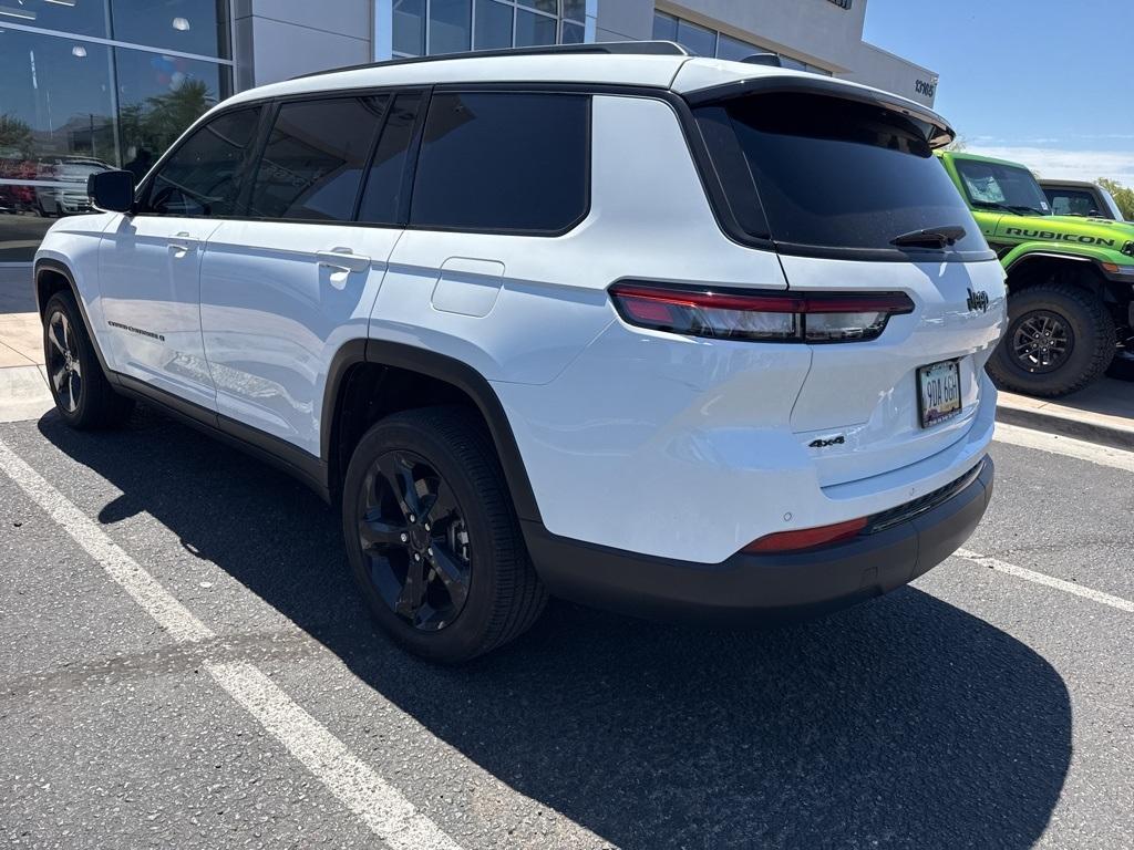used 2024 Jeep Grand Cherokee L car