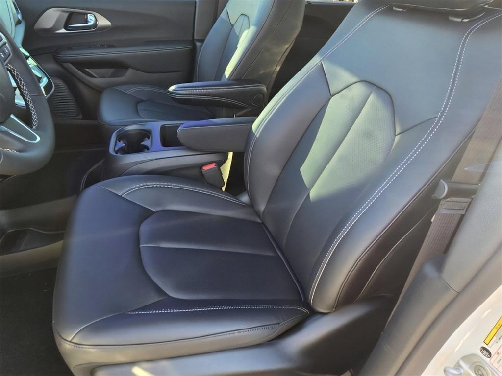 new 2026 Chrysler Pacifica car, priced at $42,210