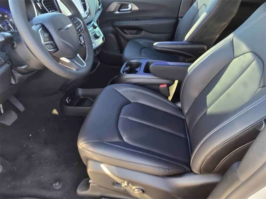 new 2026 Chrysler Pacifica car, priced at $42,210