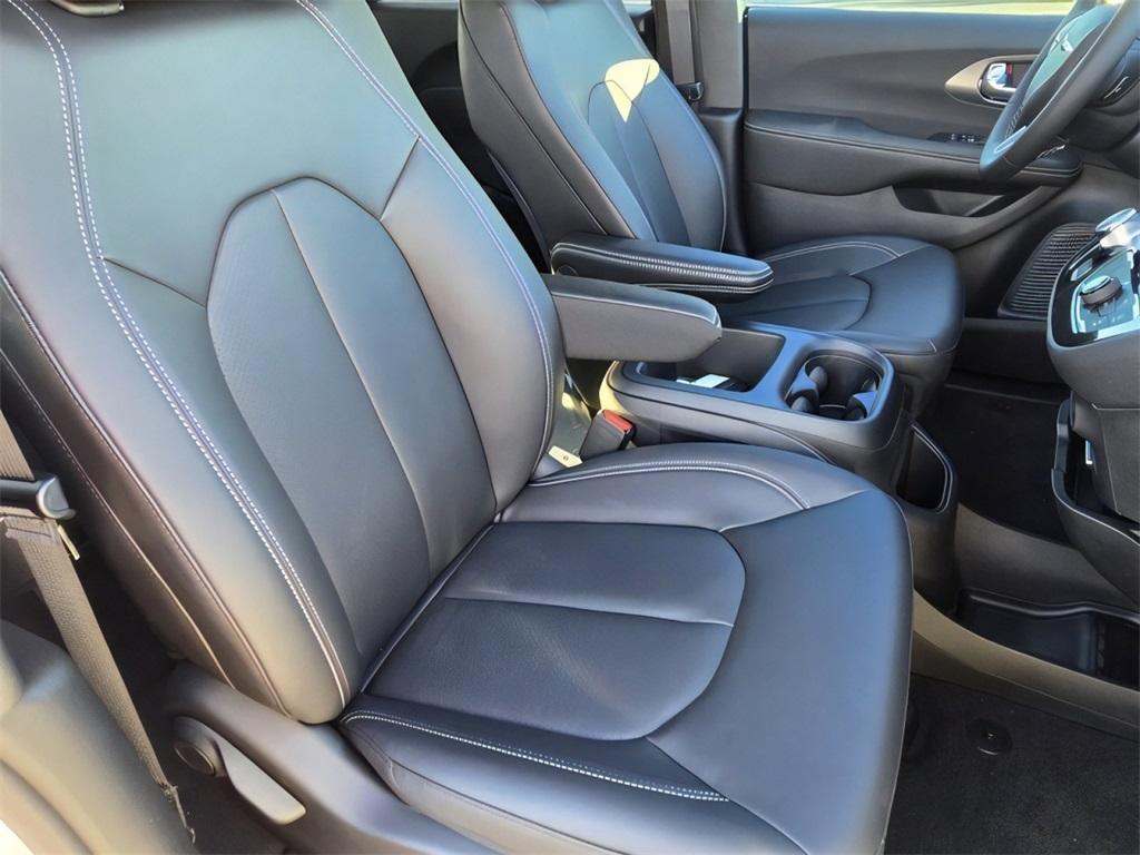 new 2026 Chrysler Pacifica car, priced at $42,210