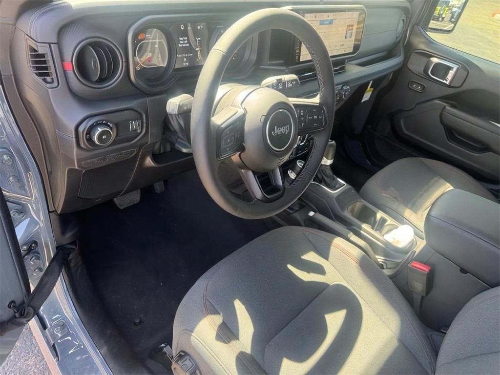 new 2025 Jeep Wrangler car, priced at $54,770