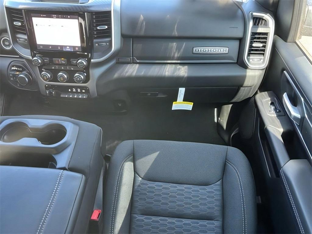 new 2025 Ram 1500 car, priced at $47,075