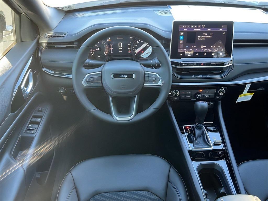 new 2025 Jeep Compass car, priced at $27,007