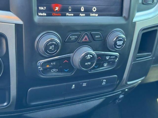 used 2020 Ram 1500 Classic car, priced at $25,000