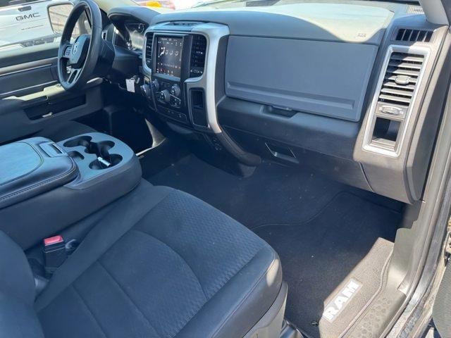 used 2020 Ram 1500 Classic car, priced at $25,000