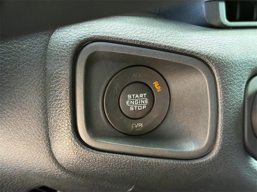 new 2025 Jeep Wrangler car, priced at $43,282