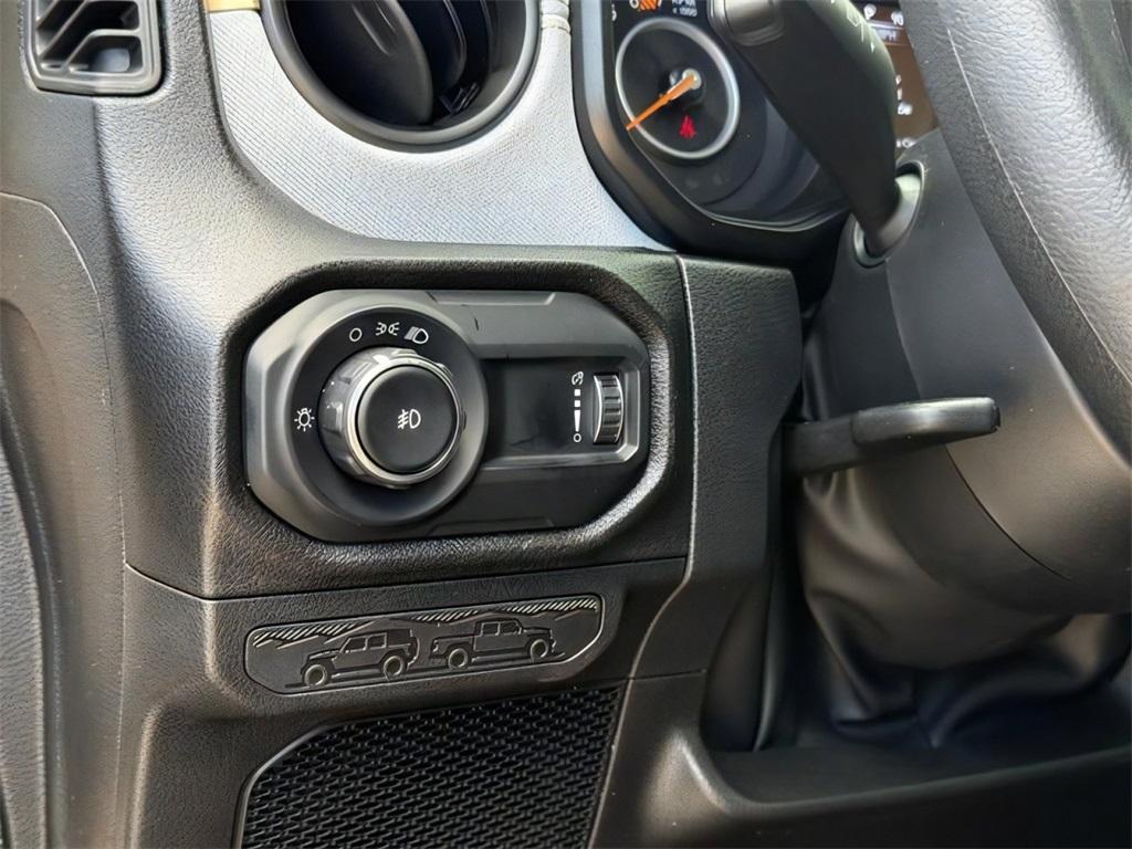 new 2025 Jeep Wrangler car, priced at $43,282