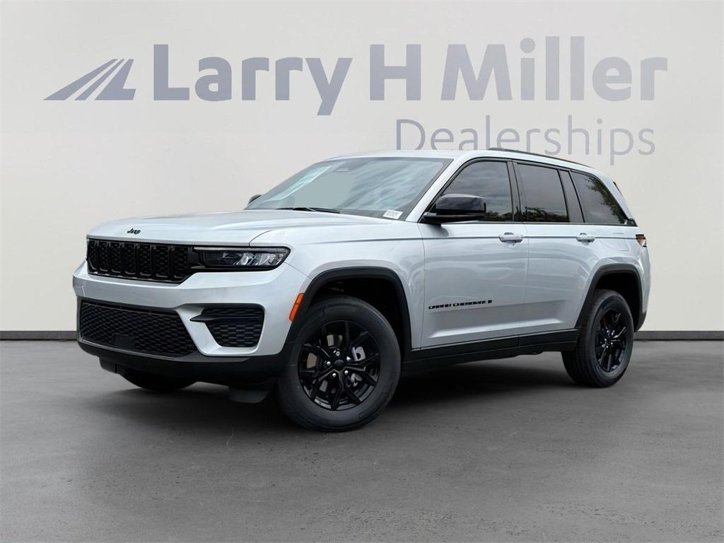 new 2025 Jeep Grand Cherokee car, priced at $40,072
