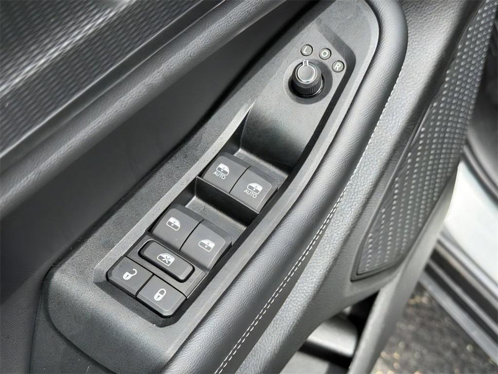 new 2025 Jeep Grand Cherokee car, priced at $39,122