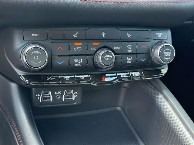 new 2025 Dodge Durango car, priced at $40,598