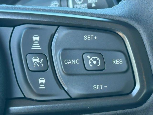 new 2025 Jeep Gladiator car, priced at $44,782