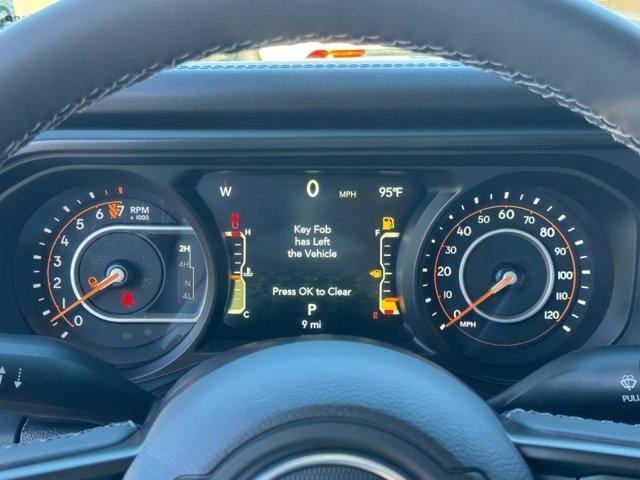 new 2025 Jeep Gladiator car, priced at $44,782