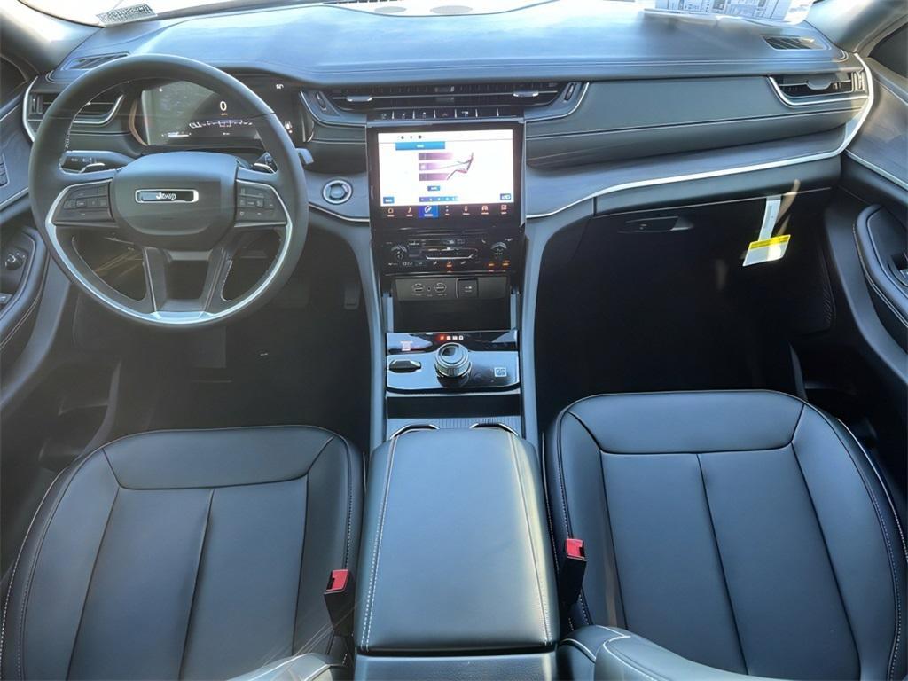 new 2025 Jeep Grand Cherokee L car, priced at $41,637