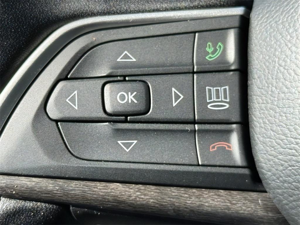 new 2025 Jeep Grand Cherokee car, priced at $47,027