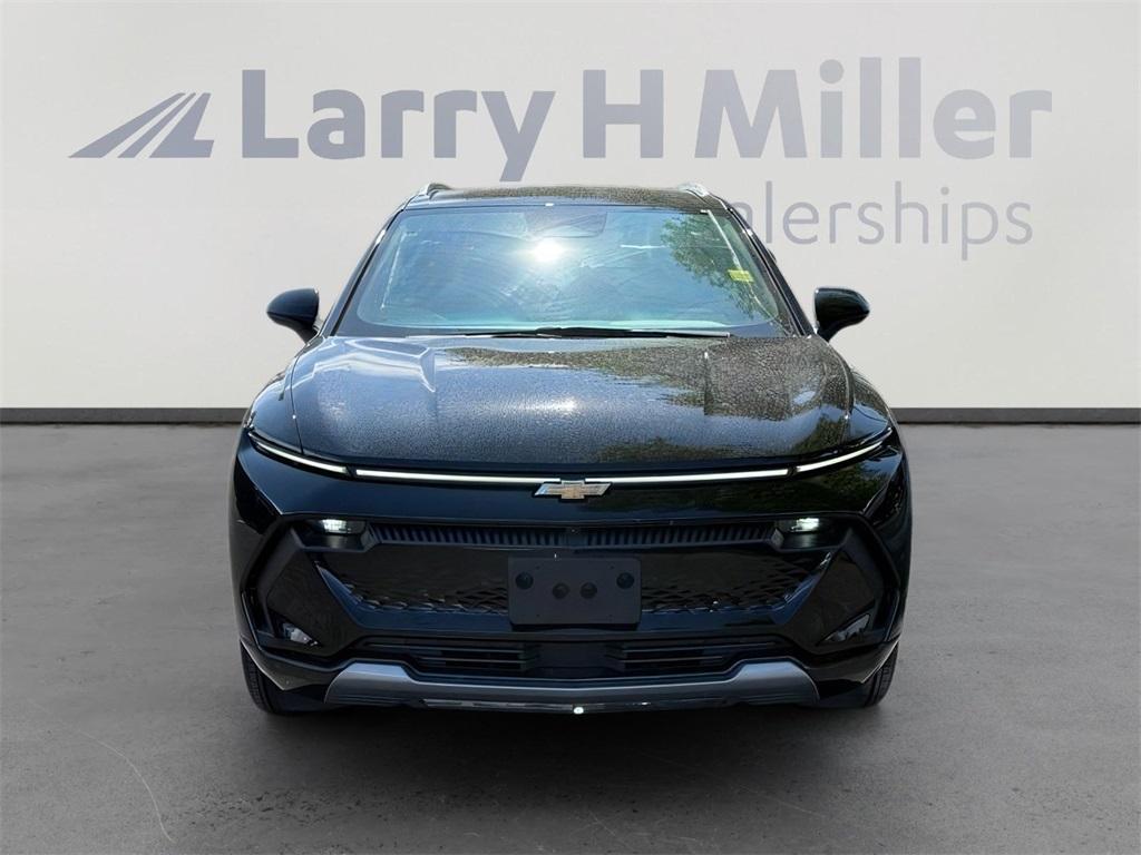 used 2025 Chevrolet Equinox EV car, priced at $29,000