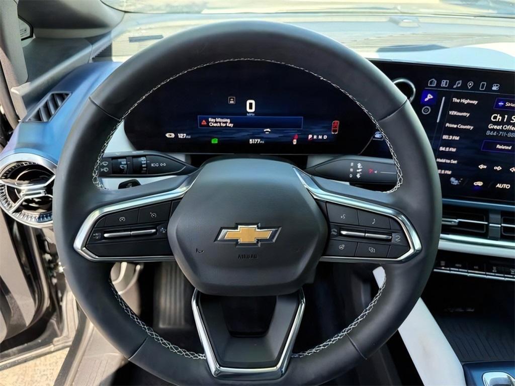 used 2025 Chevrolet Equinox EV car, priced at $29,000