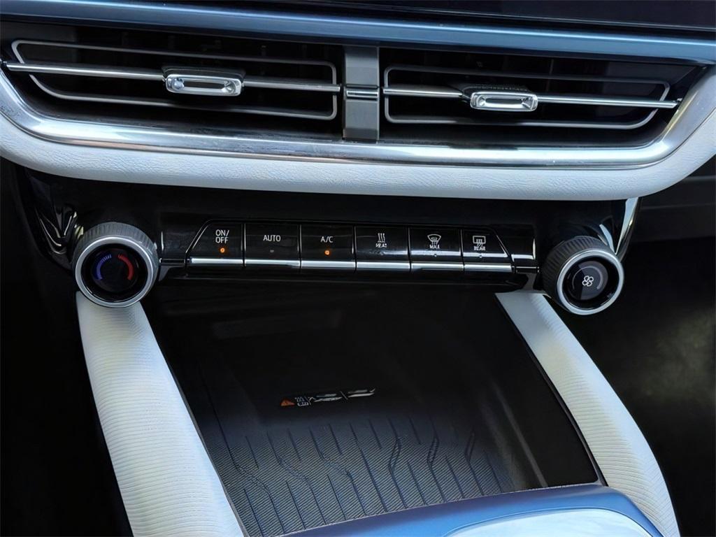 used 2025 Chevrolet Equinox EV car, priced at $29,000