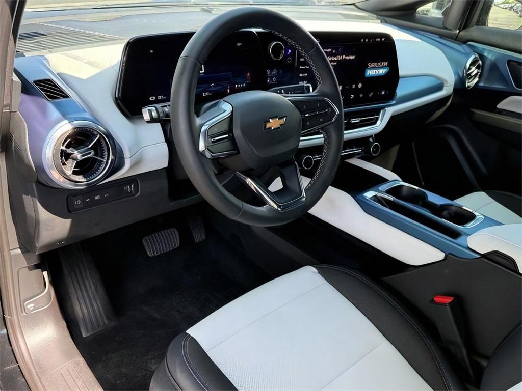 used 2025 Chevrolet Equinox EV car, priced at $29,000