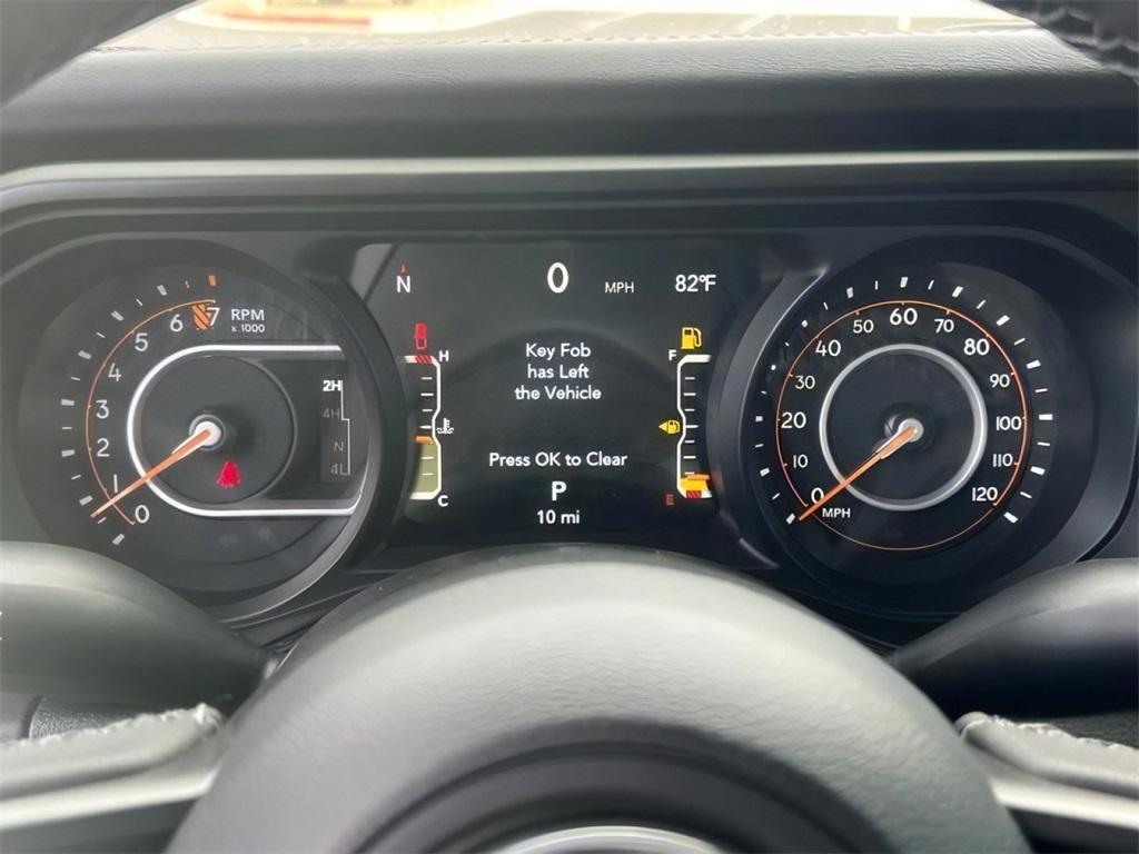 new 2025 Jeep Gladiator car, priced at $46,702