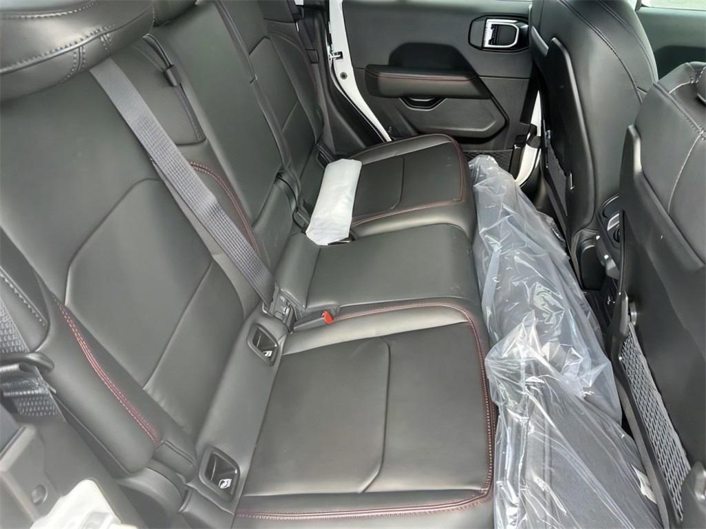 new 2025 Jeep Gladiator car, priced at $46,702