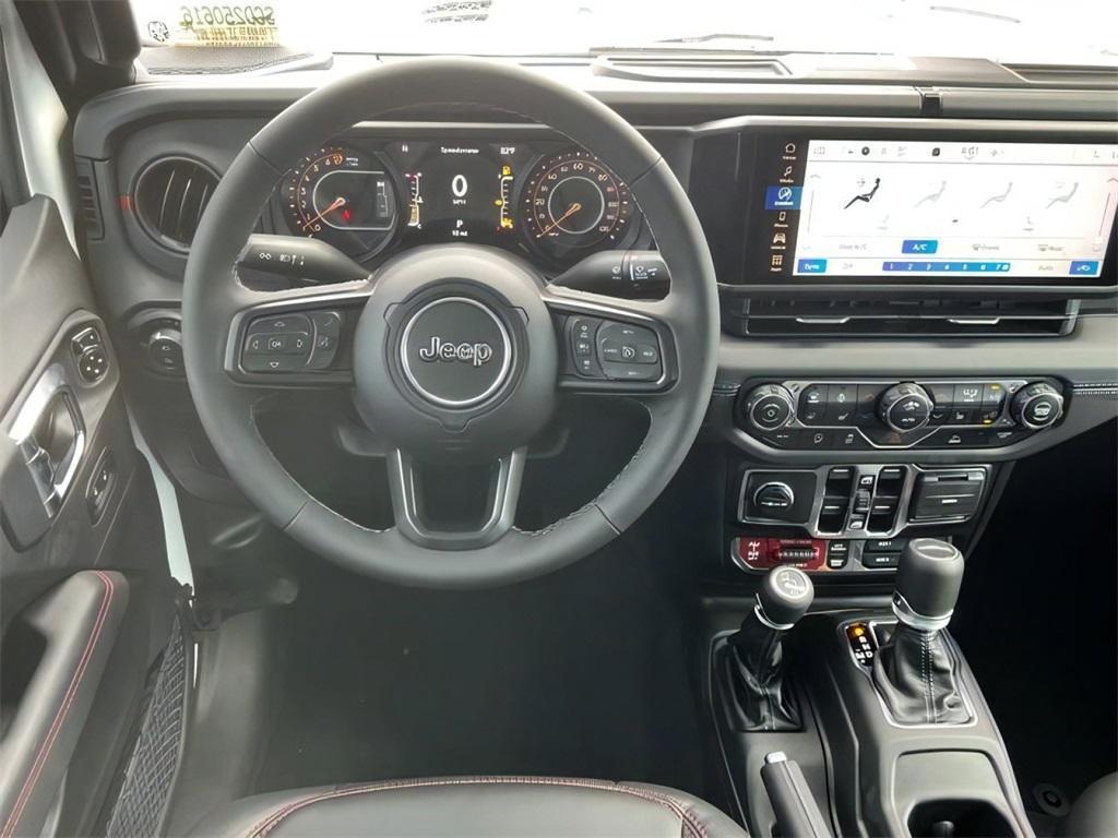 new 2025 Jeep Gladiator car, priced at $46,702