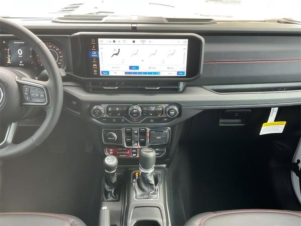 new 2025 Jeep Gladiator car, priced at $46,702