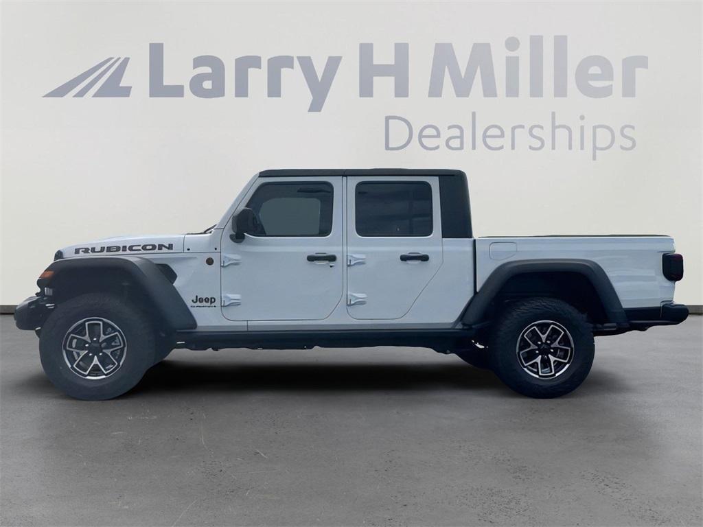 new 2025 Jeep Gladiator car, priced at $46,702