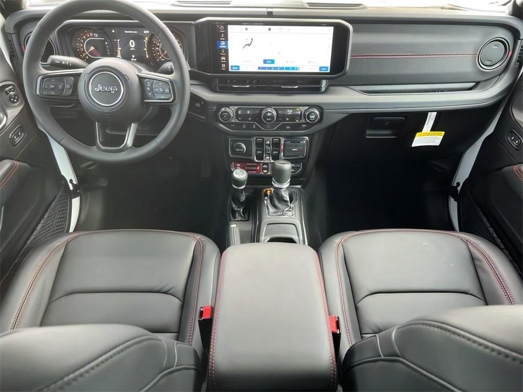 new 2025 Jeep Gladiator car, priced at $46,702