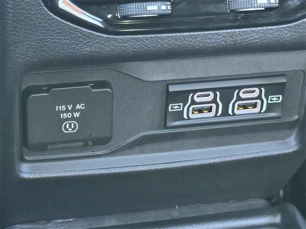 used 2025 Jeep Grand Cherokee L car, priced at $43,500