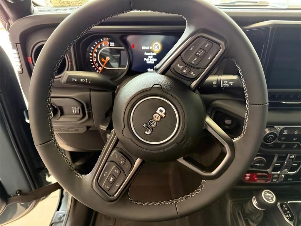 new 2025 Jeep Gladiator car, priced at $51,267