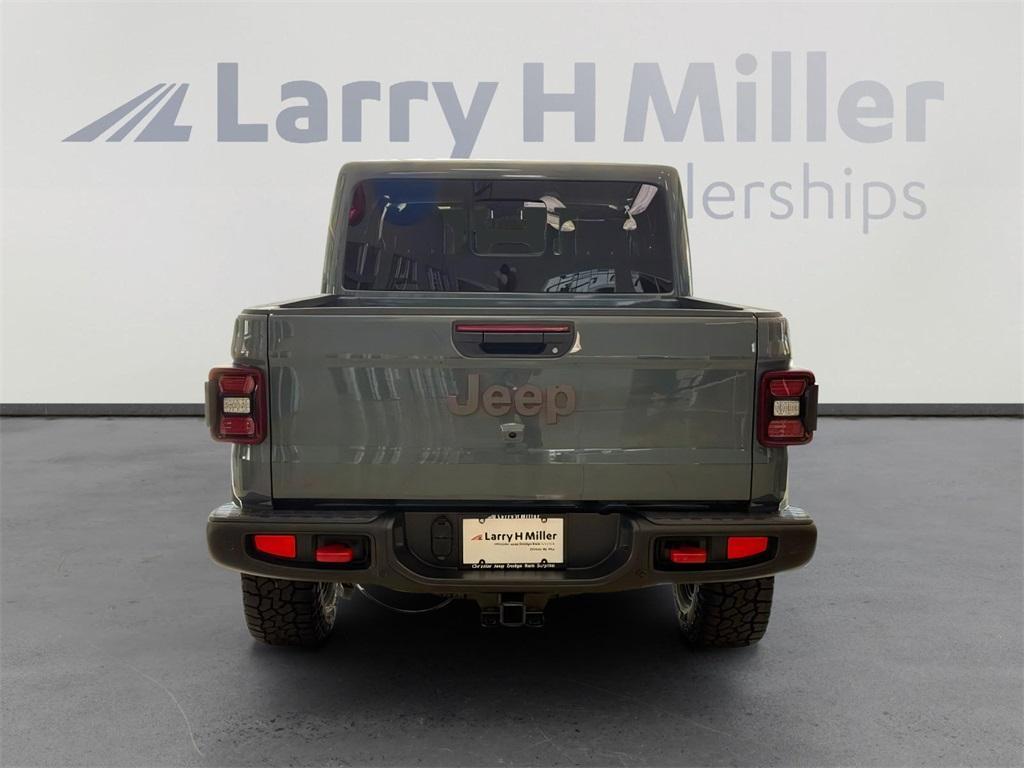new 2025 Jeep Gladiator car, priced at $51,267
