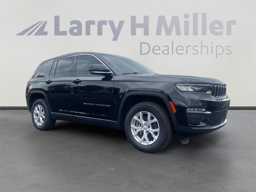 used 2023 Jeep Grand Cherokee car, priced at $33,000