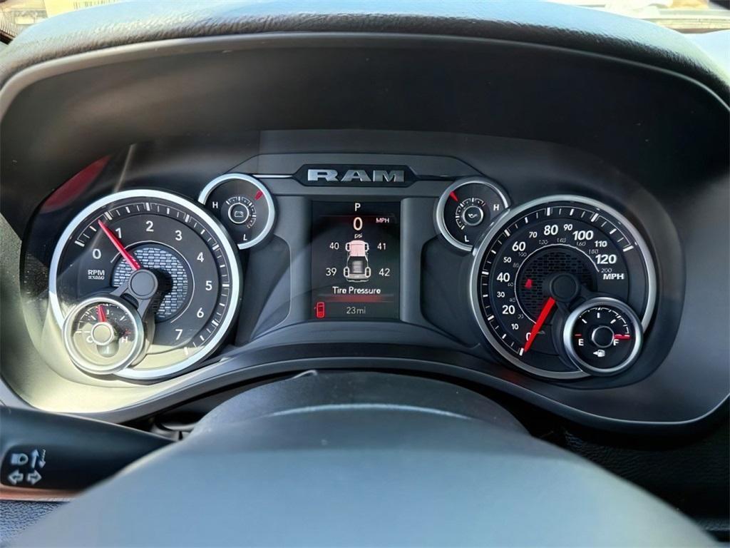 new 2025 Ram 1500 car, priced at $43,344