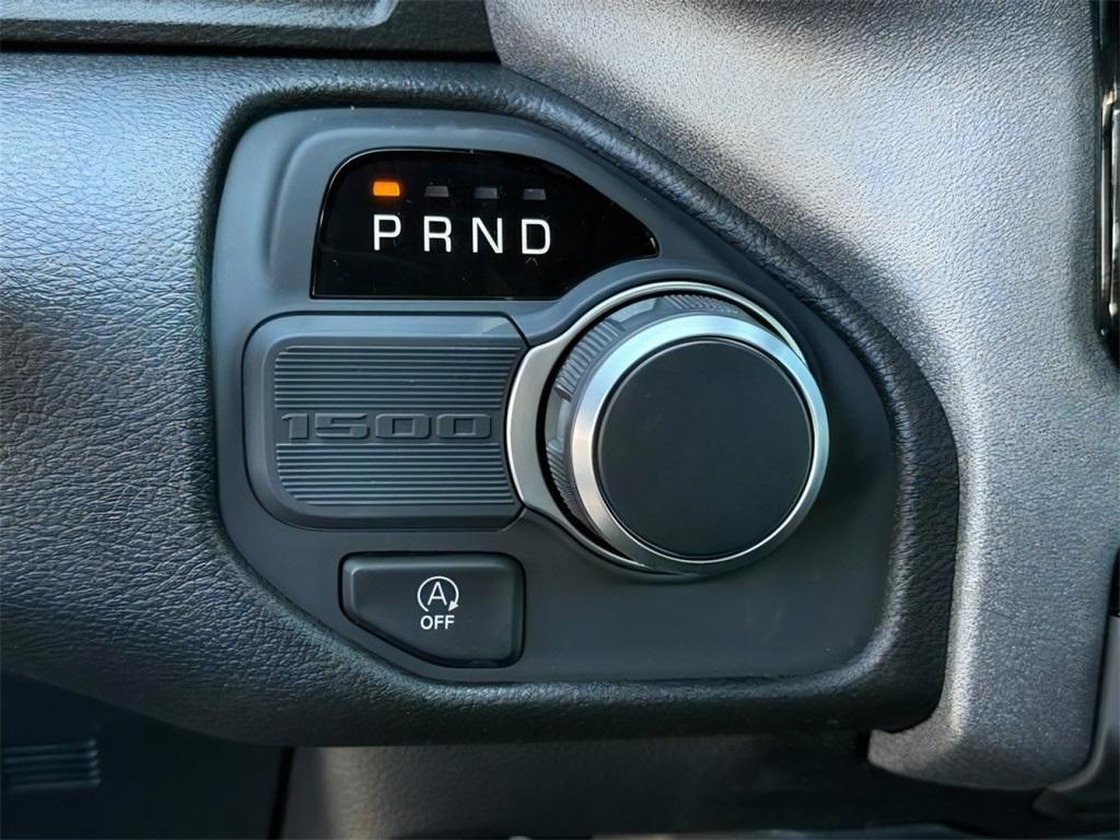 new 2025 Ram 1500 car, priced at $43,344