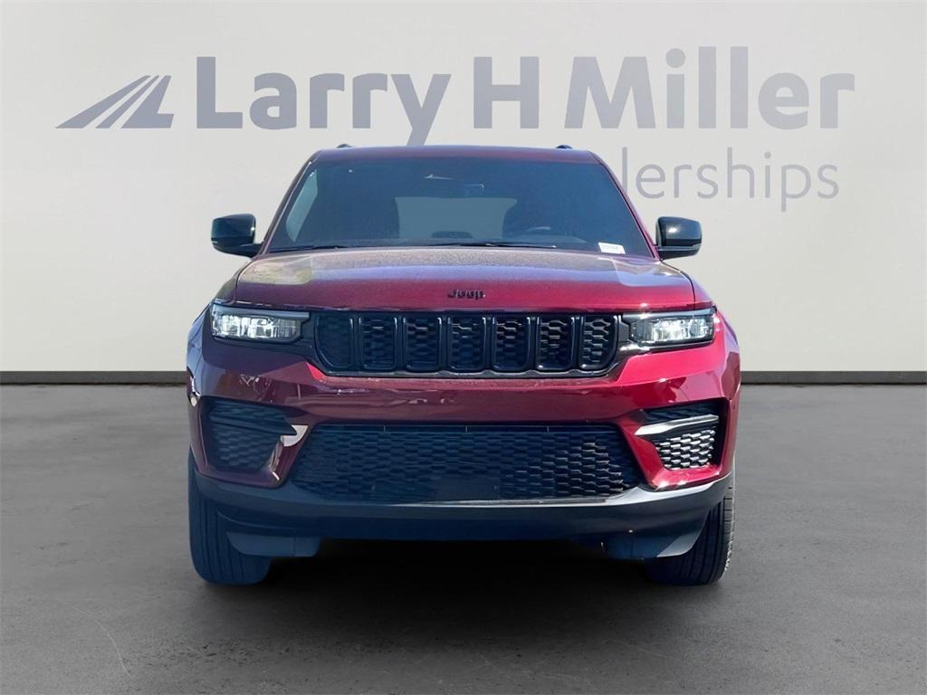 new 2025 Jeep Grand Cherokee car, priced at $46,072