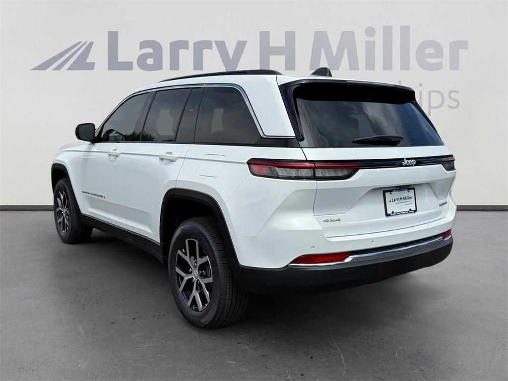 new 2025 Jeep Grand Cherokee car, priced at $45,767