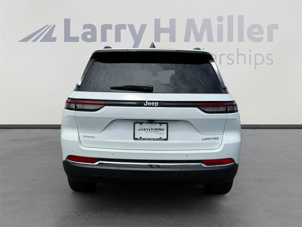 new 2025 Jeep Grand Cherokee car, priced at $45,767