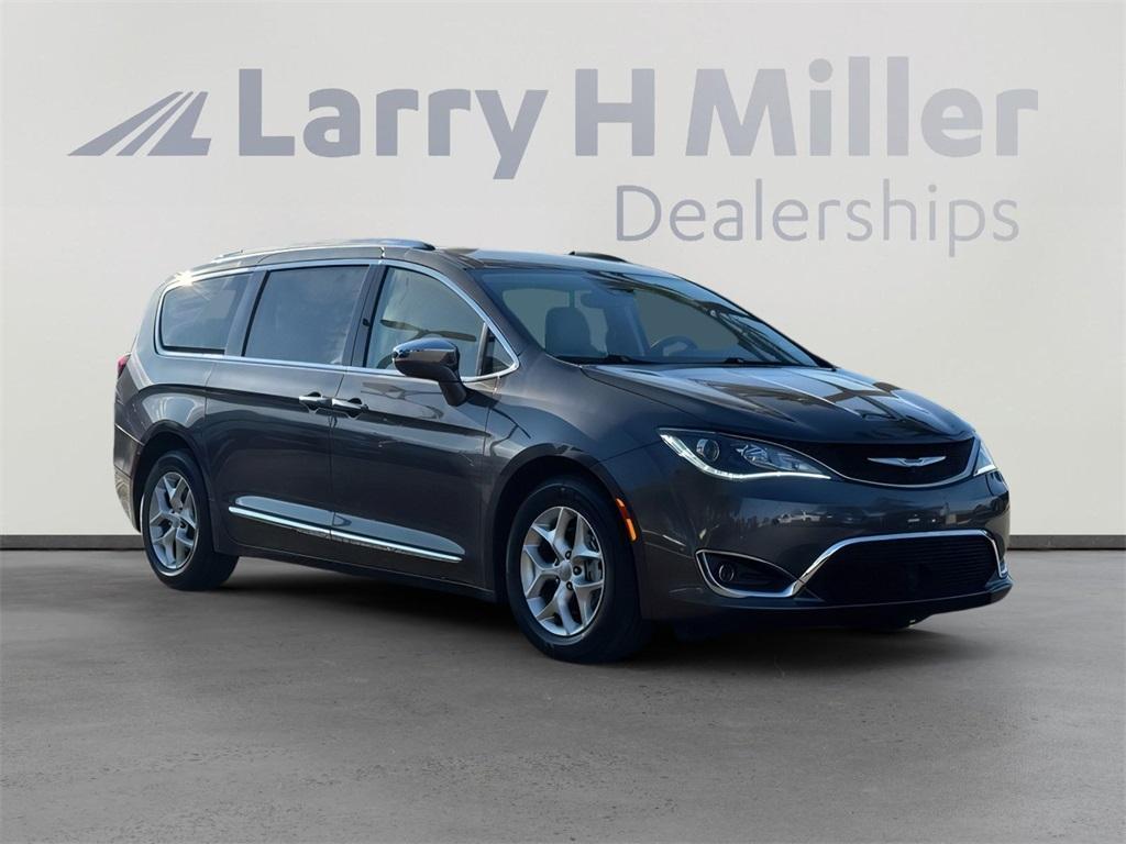 used 2020 Chrysler Pacifica car, priced at $22,500